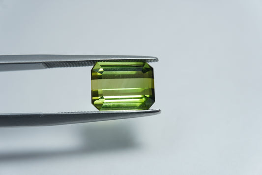 3.80ct Turmalina 10x8mm