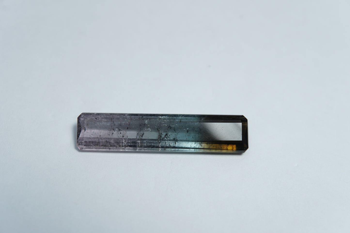 6.20ct Turmalina bicolor 29x6mm
