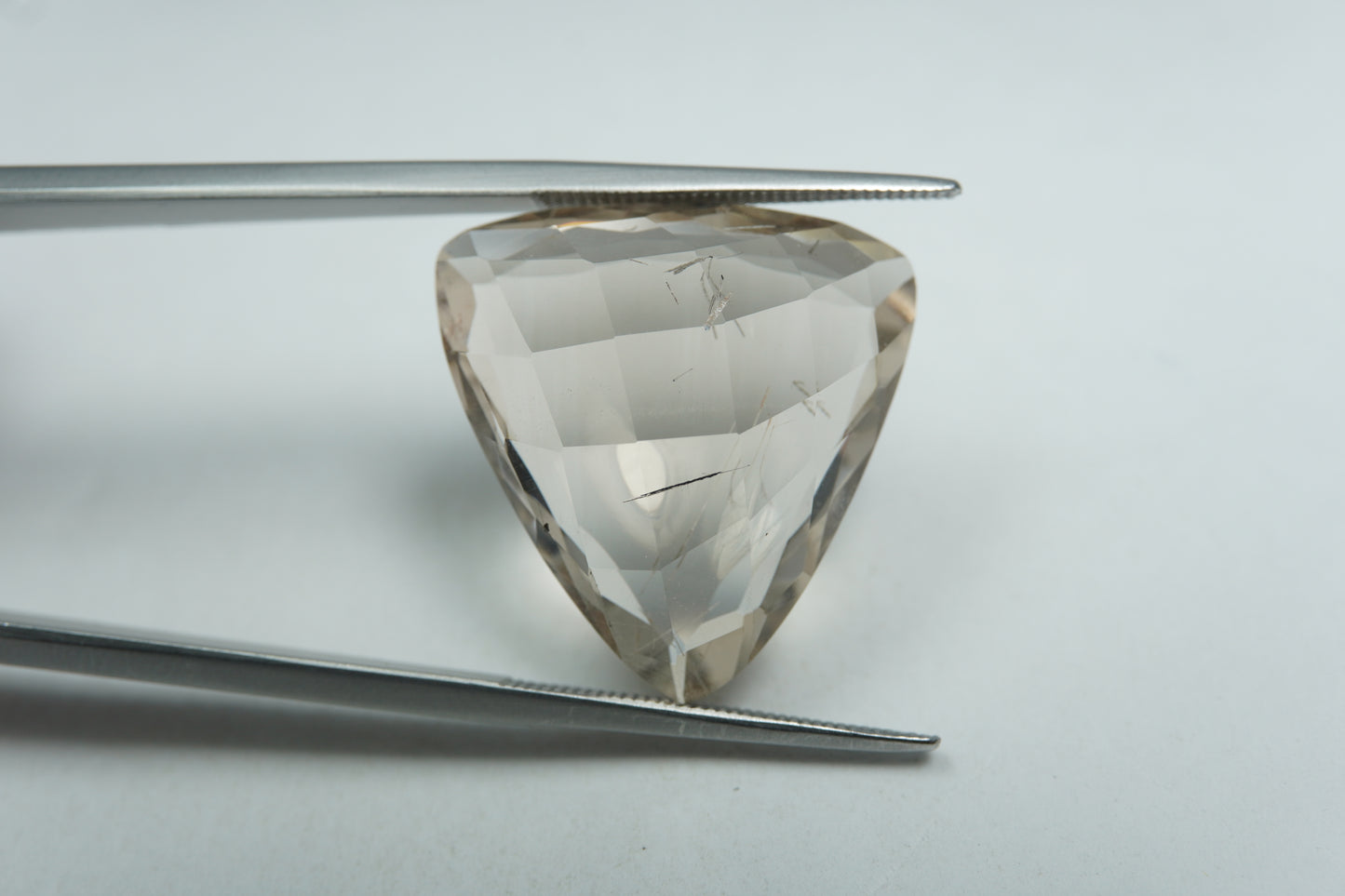 23ct Quartzo com inclusão 21mm