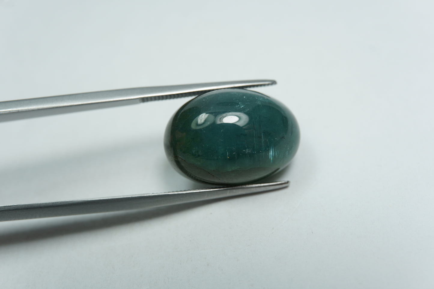 19.95ct Turmalina cabochão 18x13mm