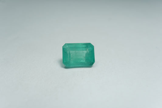 3.78ct Esmeralda 10.5x8mm