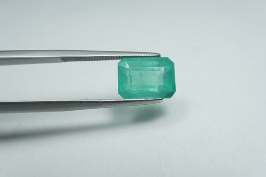 3.78ct Esmeralda 10.5x8mm