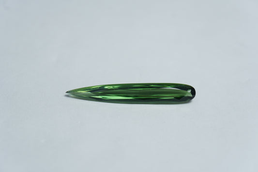 1.65ct Turmalina 24x4mm