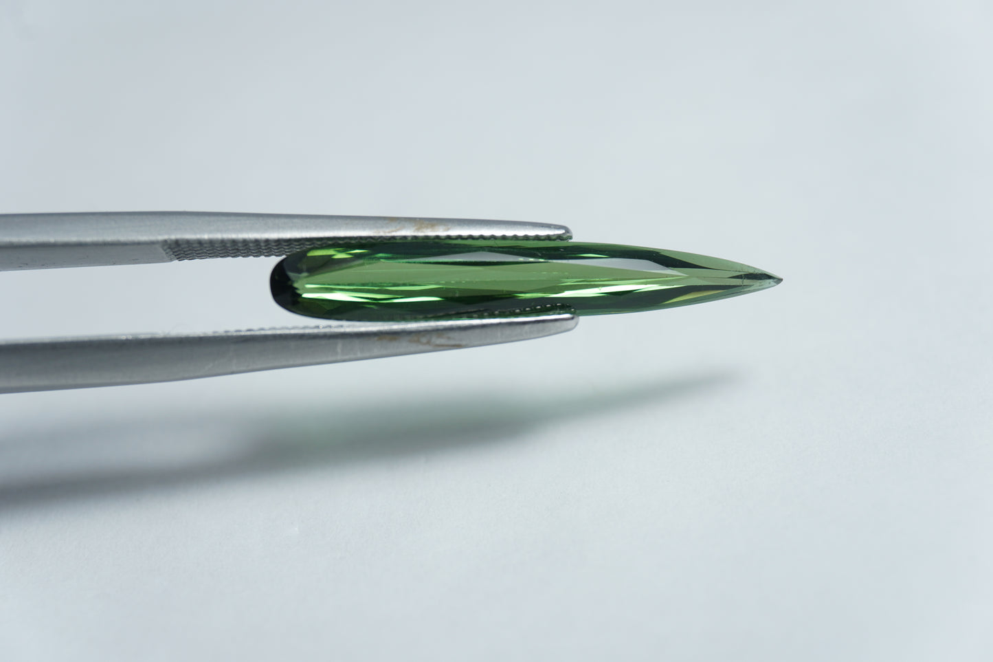 1.65ct Turmalina 24x4mm