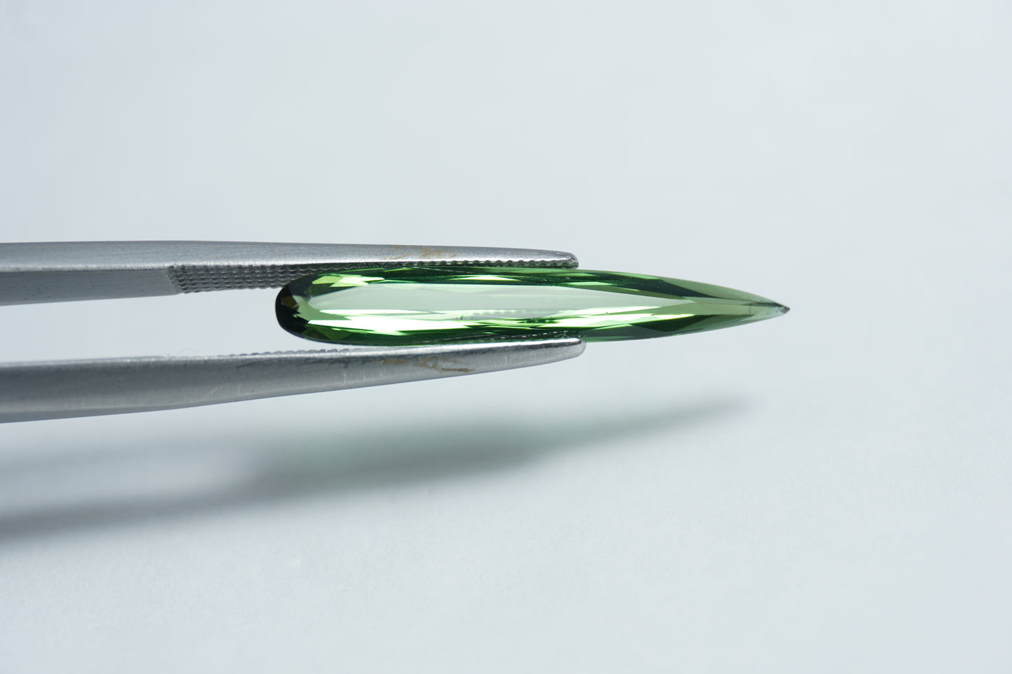 1.65ct Turmalina 24x4mm