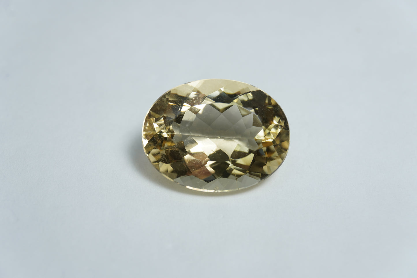 11.45ct Berilo 17x13mm