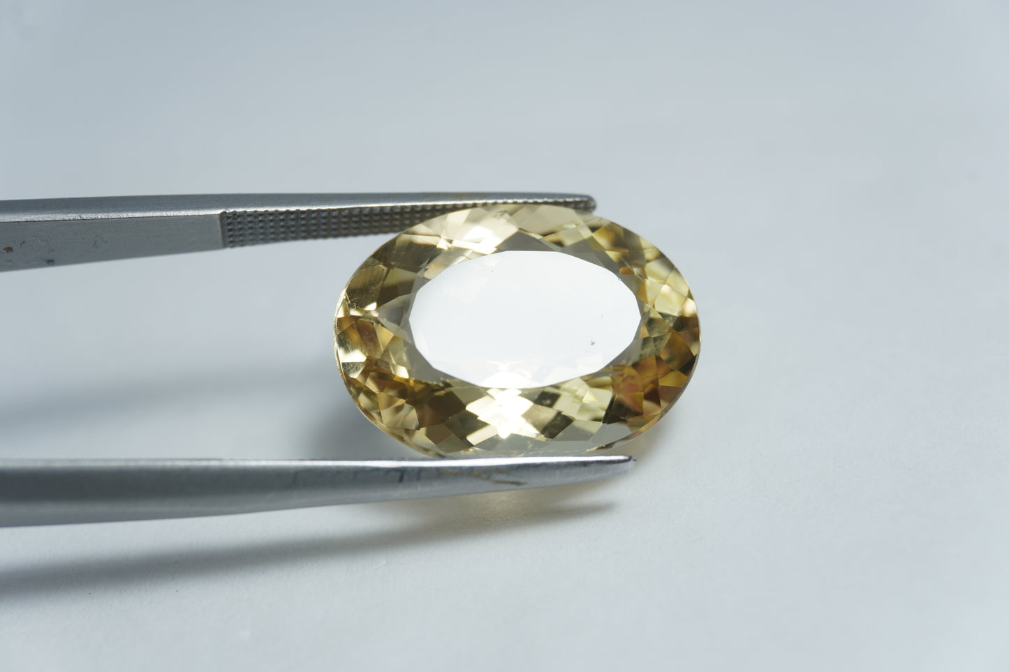 11.45ct Berilo 17x13mm