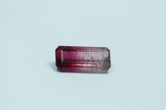 6.38ct Turmalina bicolor 16x7mm