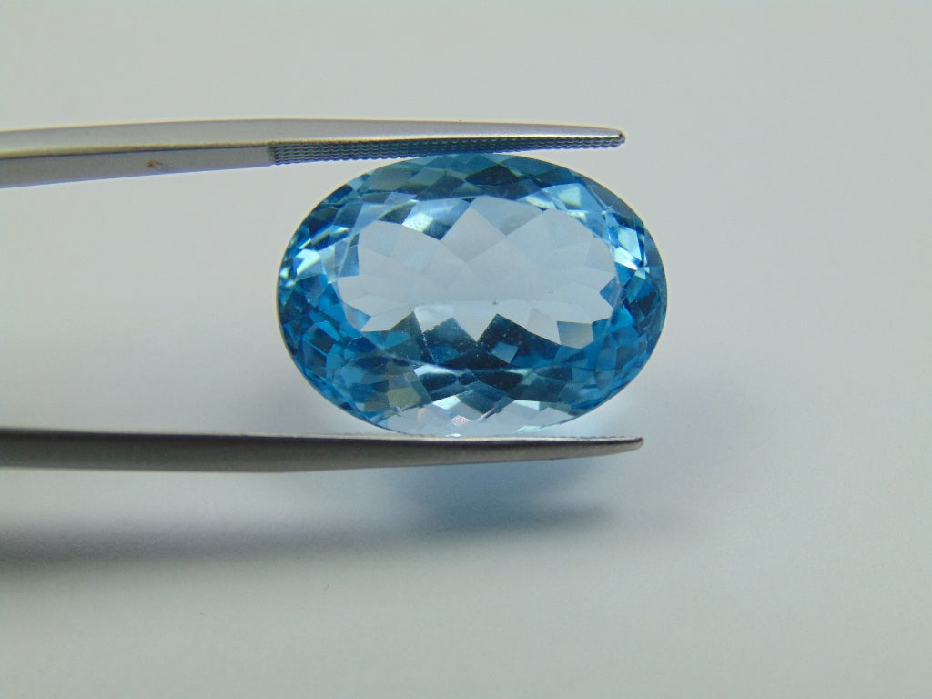 22.90ct Topaz 20x14mm