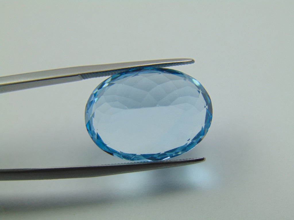 22.90ct Topaz 20x14mm