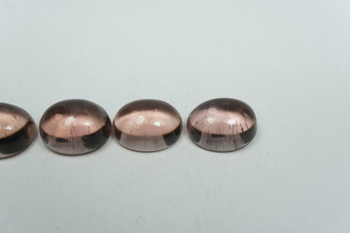 11.67ct Escapolita cabochão 11x8mm / 10x8mm
