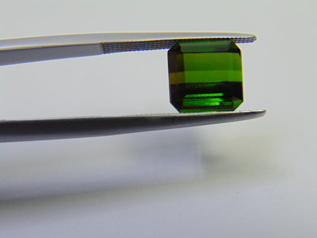 3.77ct Turmalina 8.5x8mm