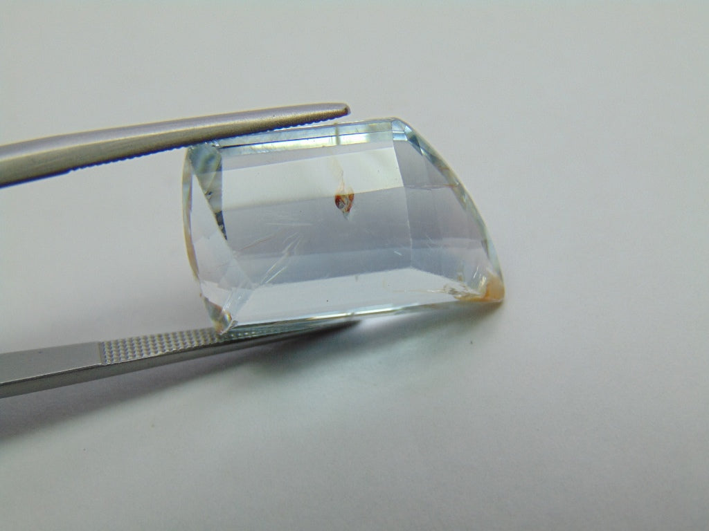 24.50ct Topaz With Rutile 20x14mm