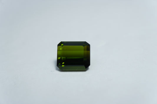 3.90ct Turmalina 9x8mm