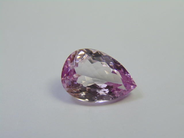 13.40ct Kunzita 13x8mm