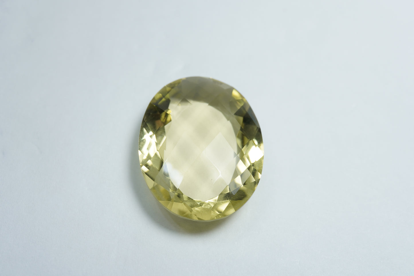 32ct Green gold 21x28mm