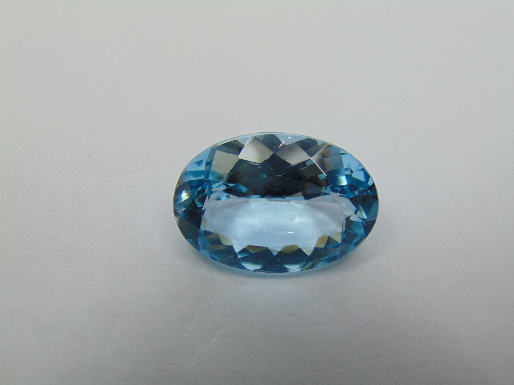 30.40ct Topaz 24x17mm