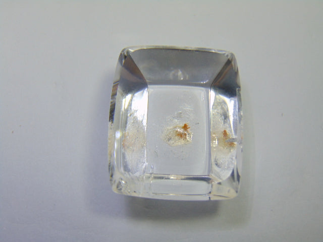 84.60ct Quartz With Inclusion 31x25mm