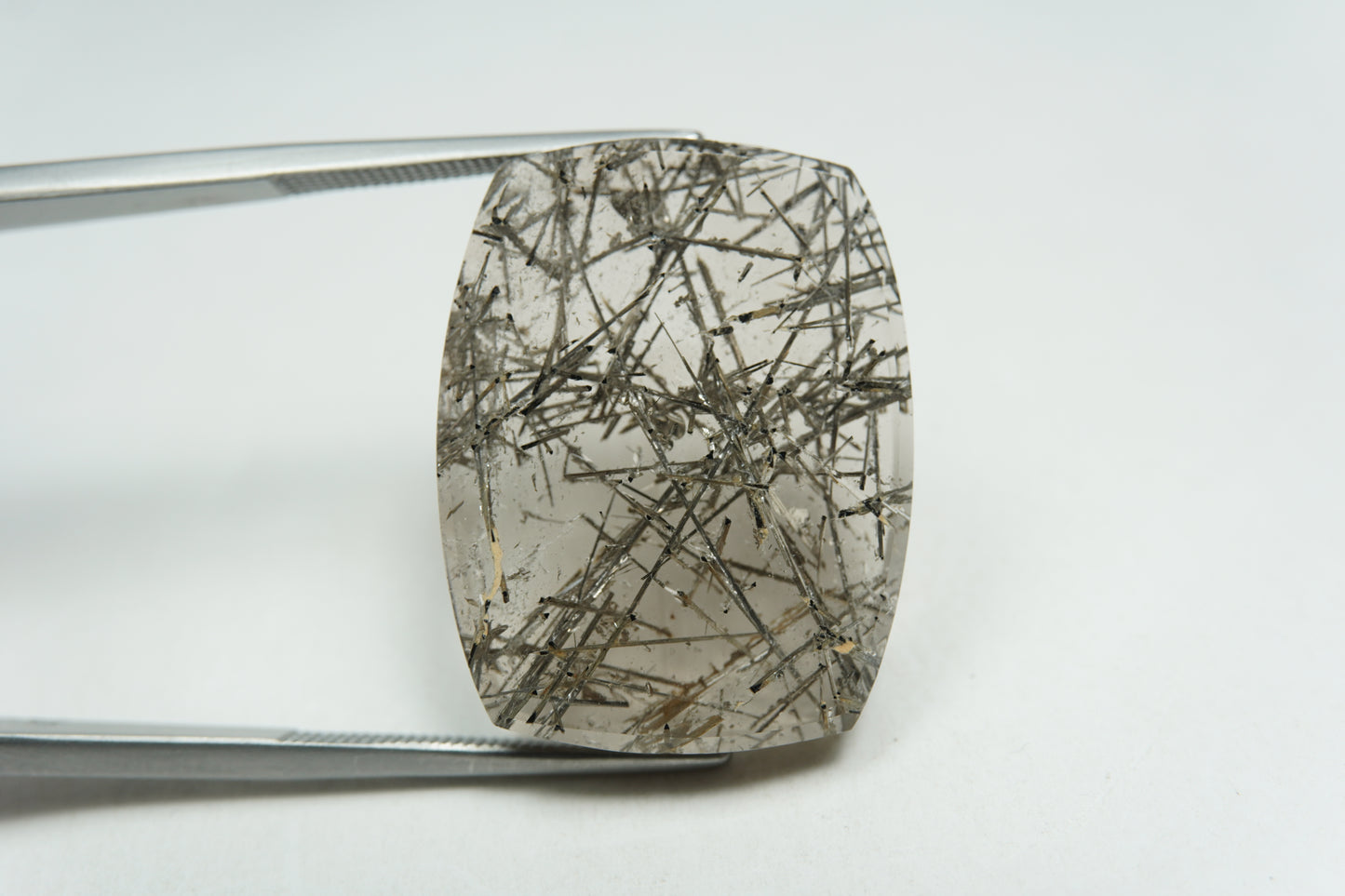 26.02ct Quartzo com inclusão 25x19.5mm