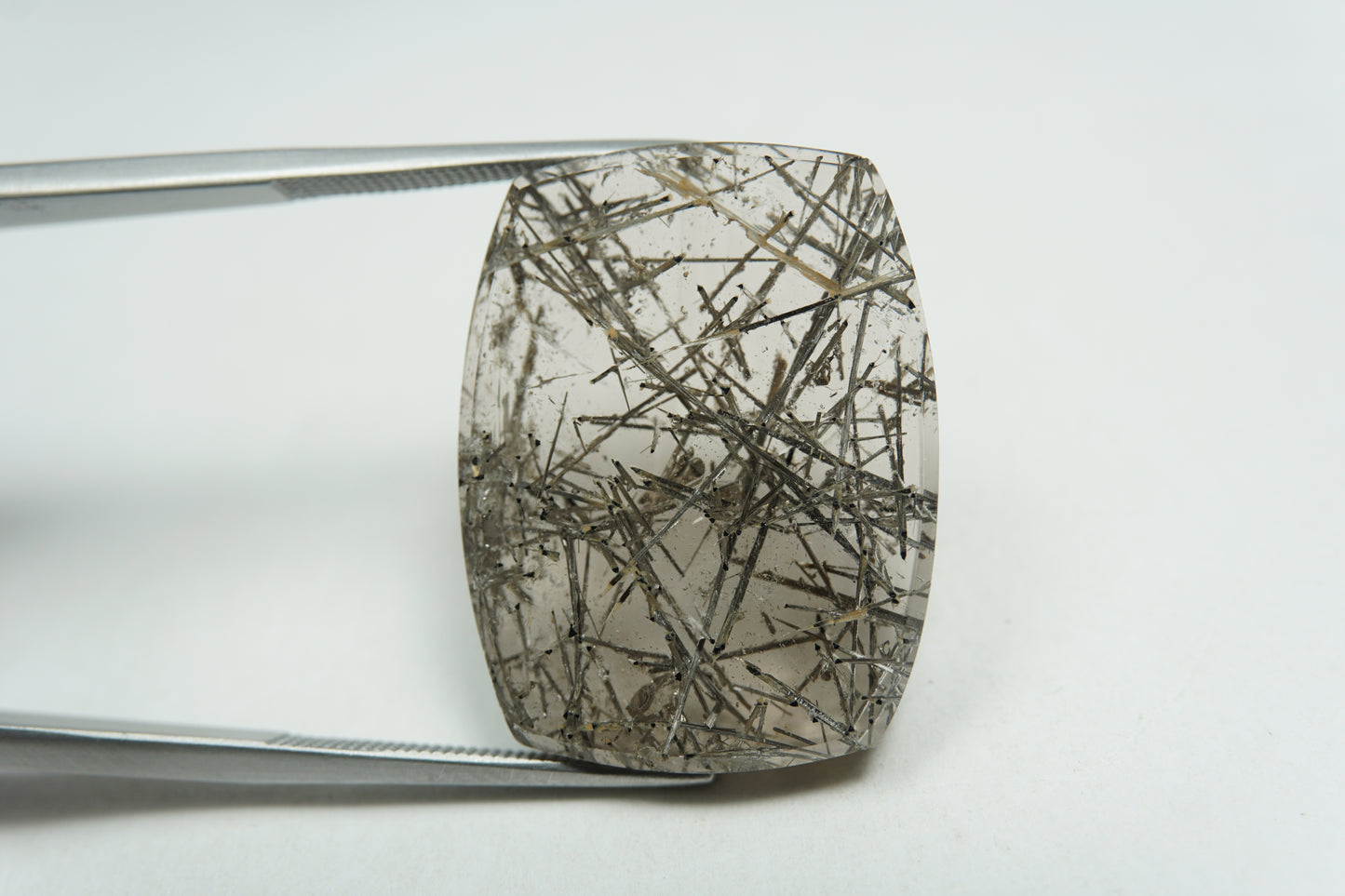 26.02ct Quartzo com inclusão 25x19.5mm