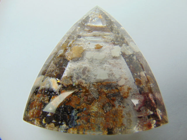 583ct Quartzo Com Inclusão 73x57mm