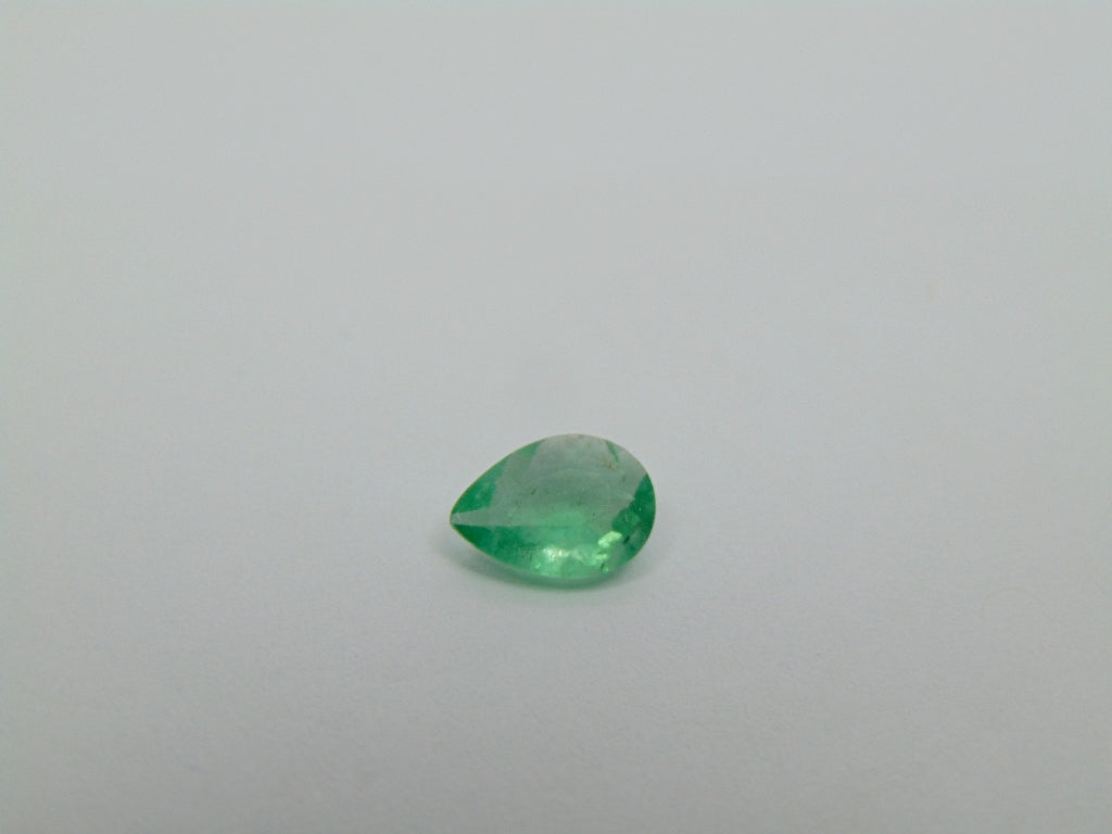 0.80ct Emerald 9x6mm