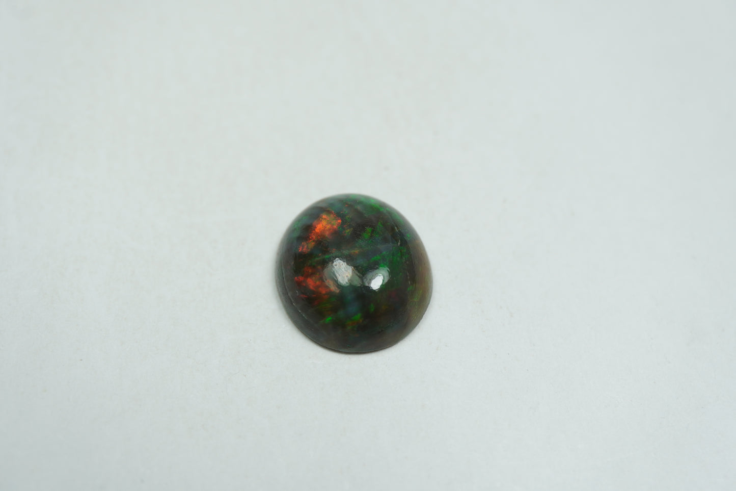 2.65ct Opal cabochon 11.5x10mm
