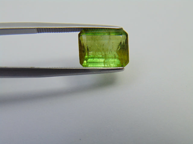 3.90ct Turmalina 10x8mm