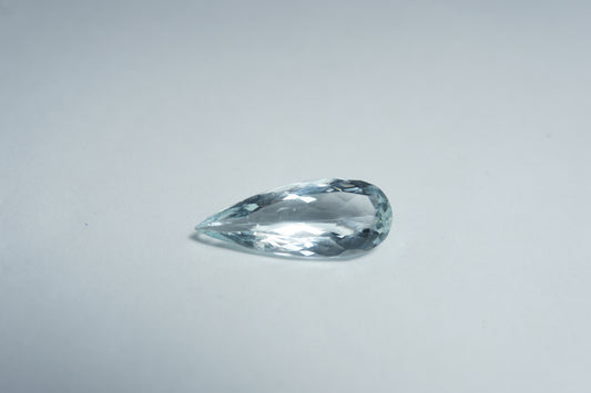 3.30ct Água-marinha 18x7mm