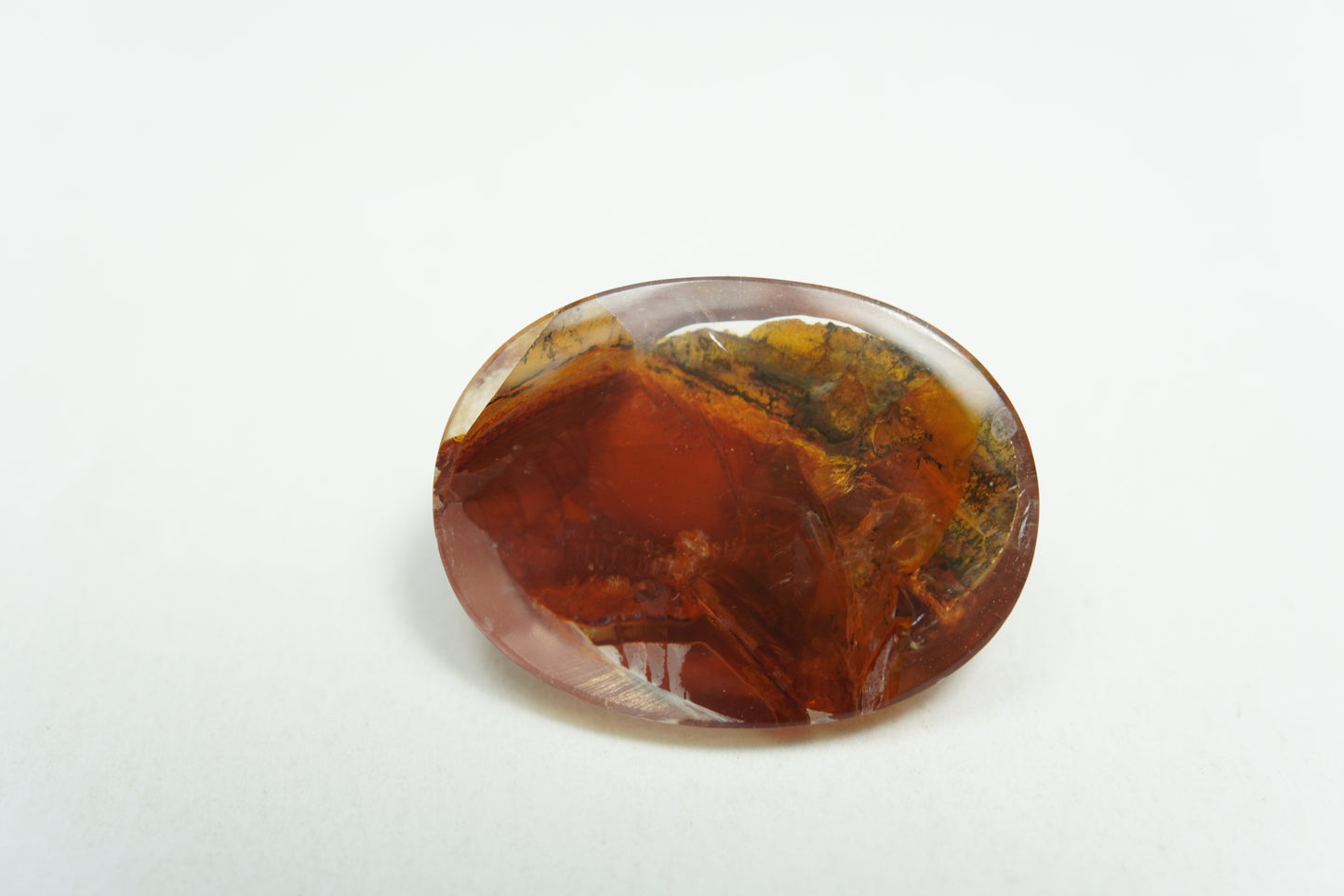 14.57ct Quartzo com inclusão 20x15mm