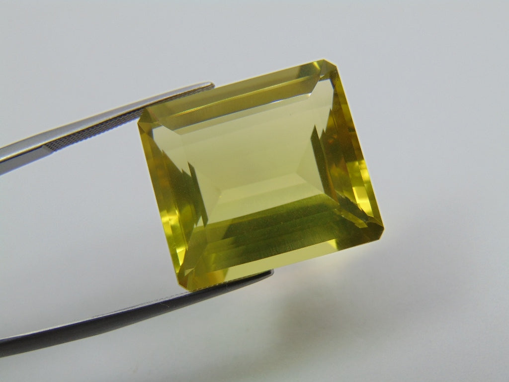 32.50ct Green Gold 21x19mm