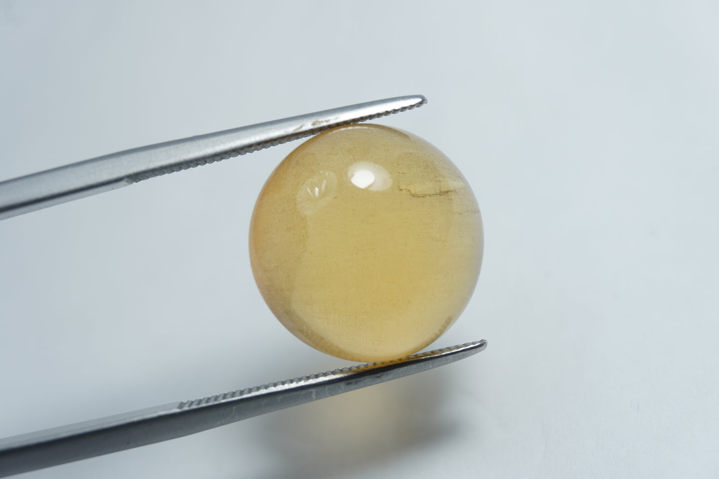9.77ct Berilo cabochão 14mm