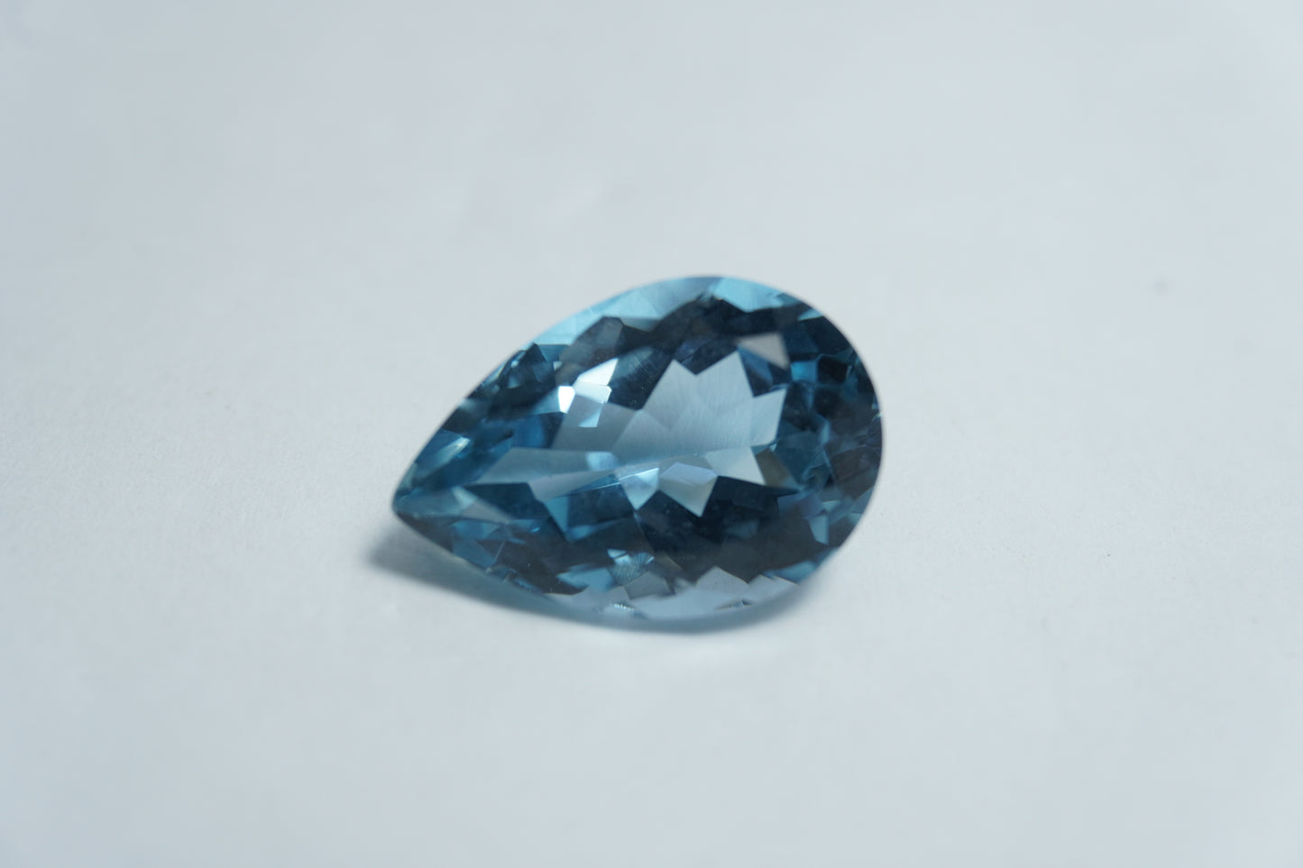 8.45ct Topázio natural 15x10mm