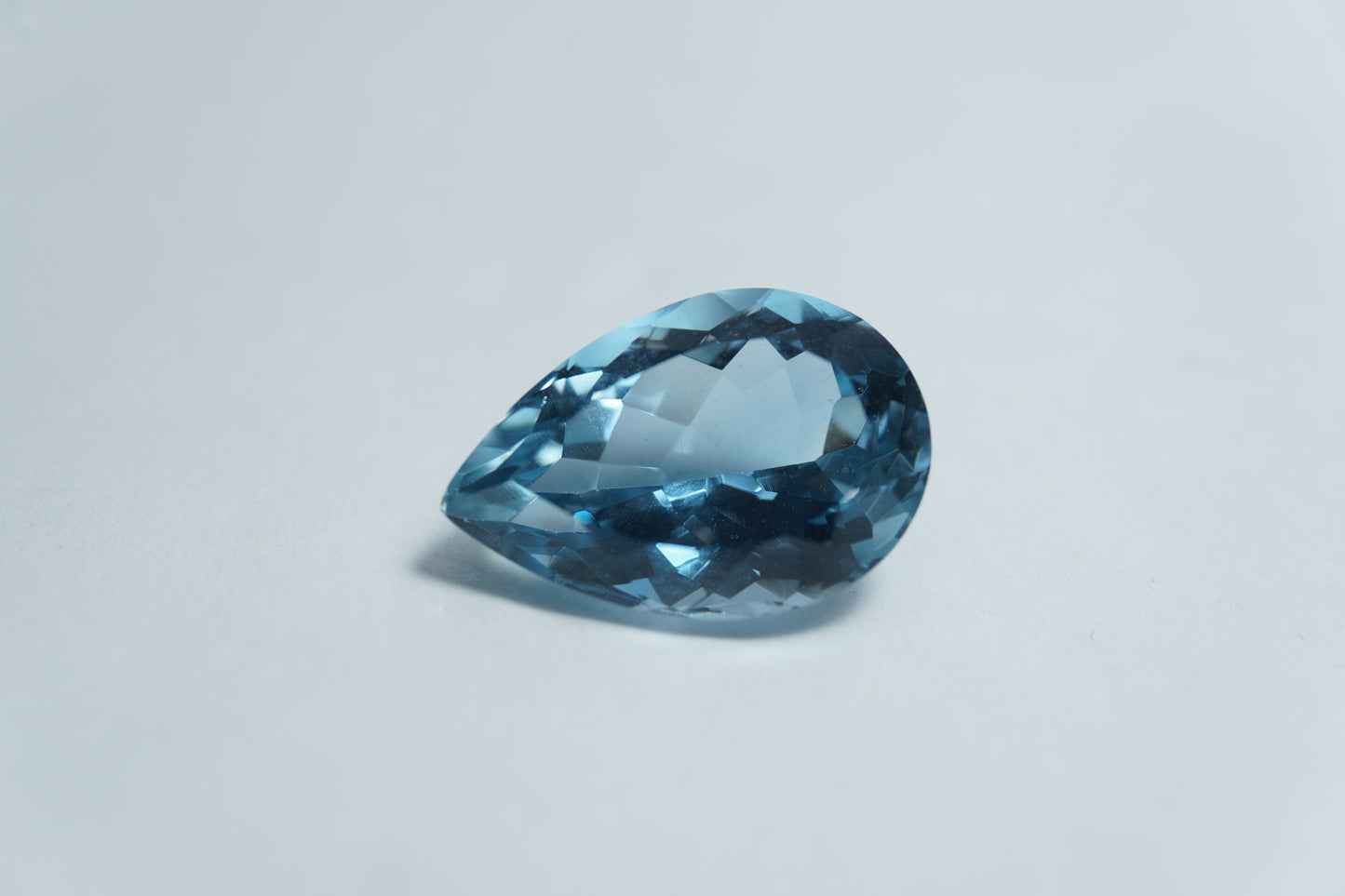 8.45ct Topázio natural 15x10mm