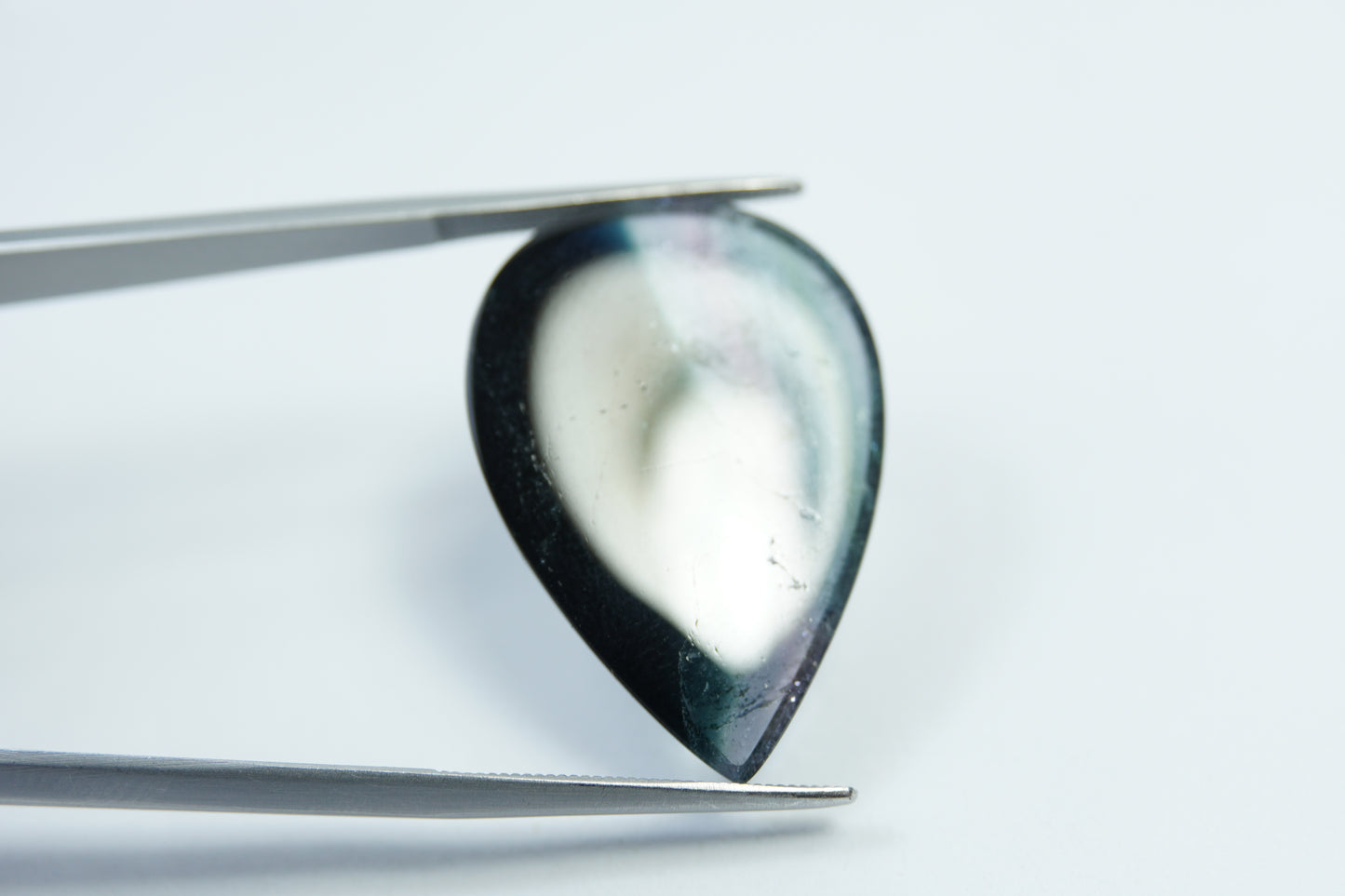21ct Turmalina bicolor 29x20mm