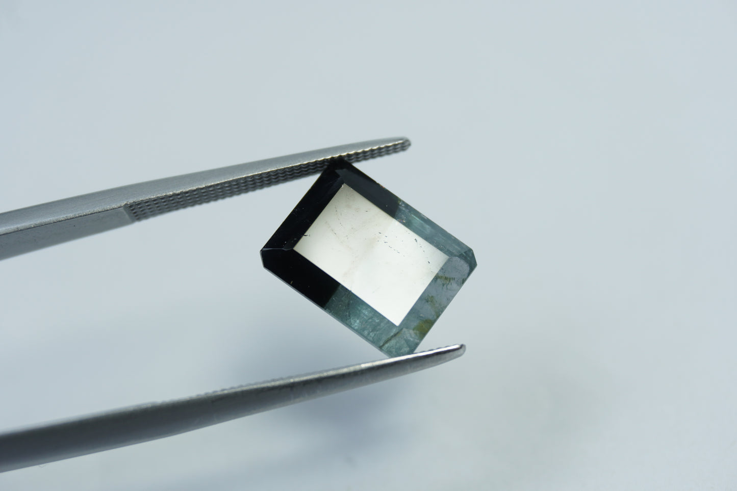 5.20ct Turmalina bicolor 11x9mm
