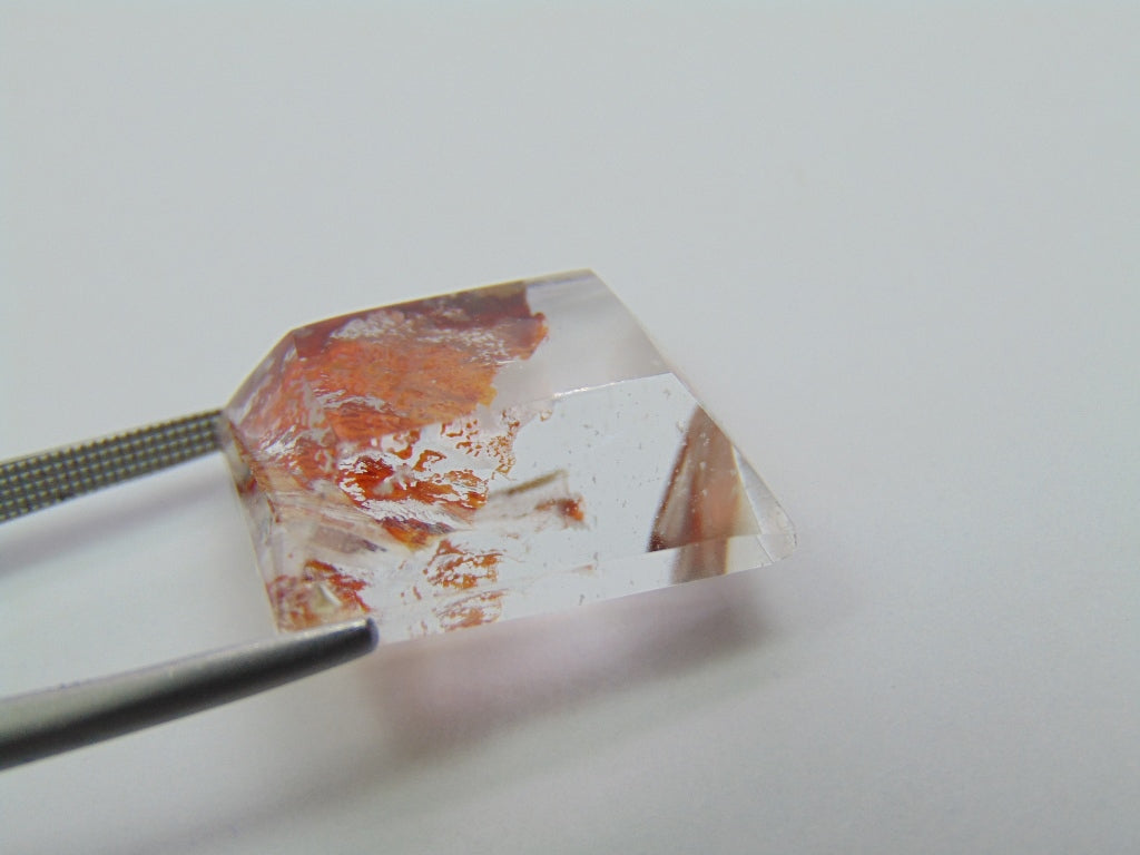 24.85ct Quartz Inclusion 20x17mm