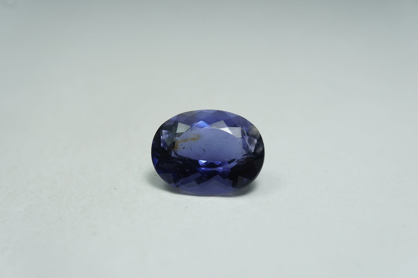 3.63ct Iolita 12x9mm