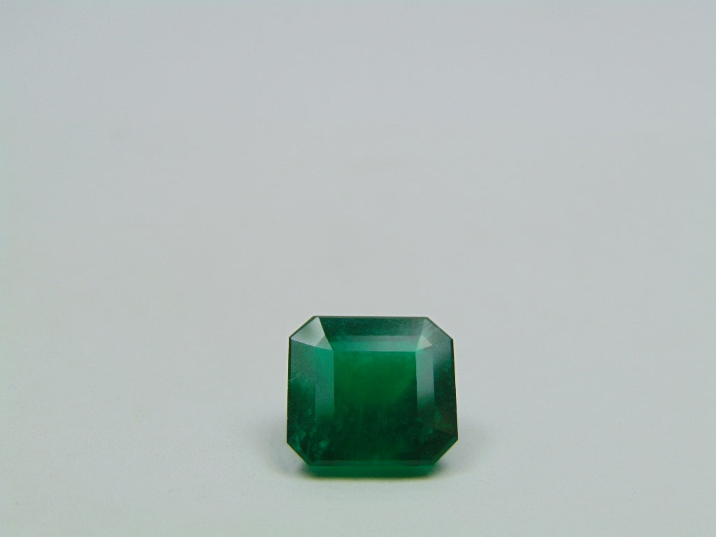 4.45ct Esmeralda 10.5x9.5mm