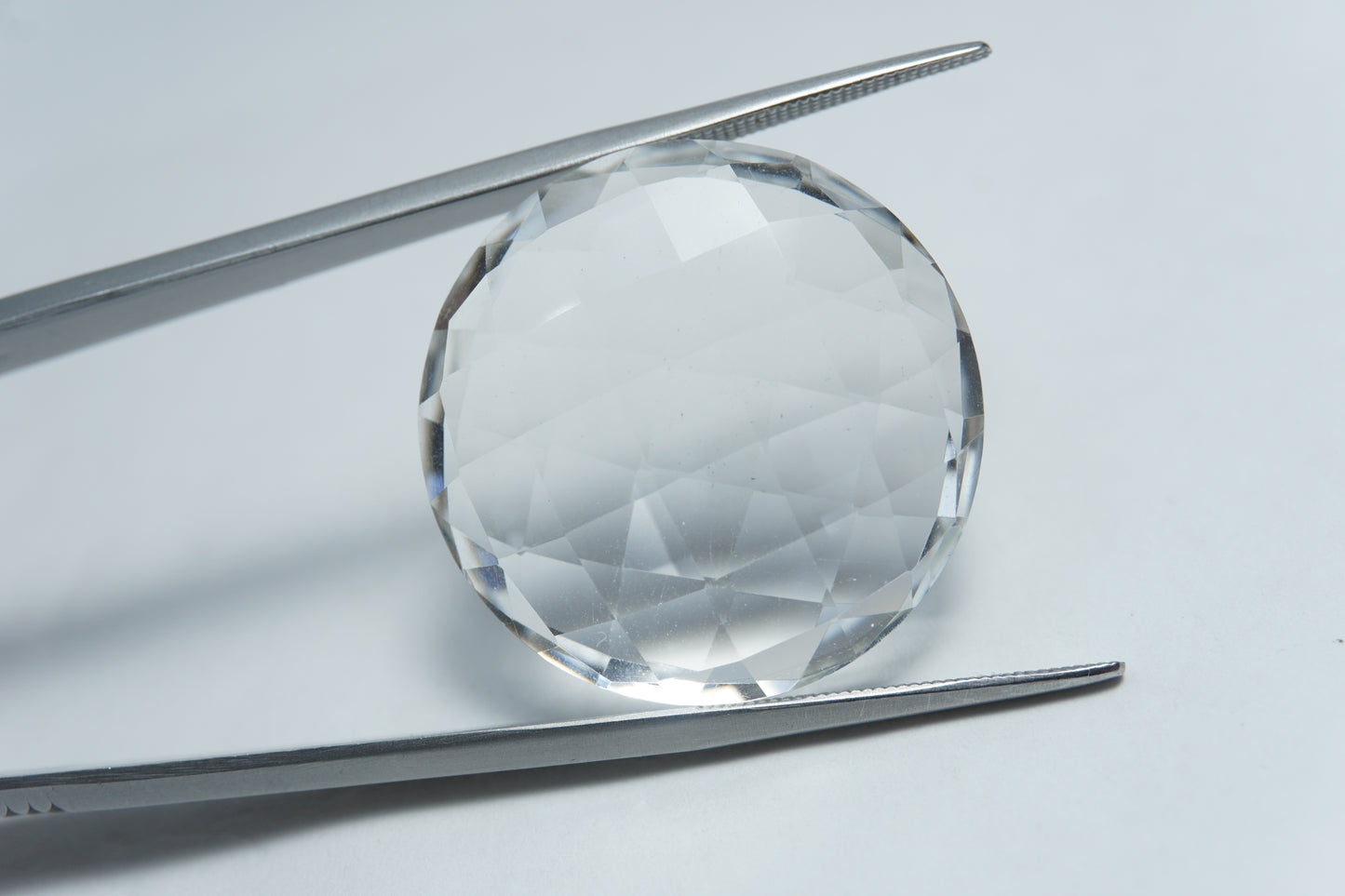 35.60ct Quartz Crystal 25mm