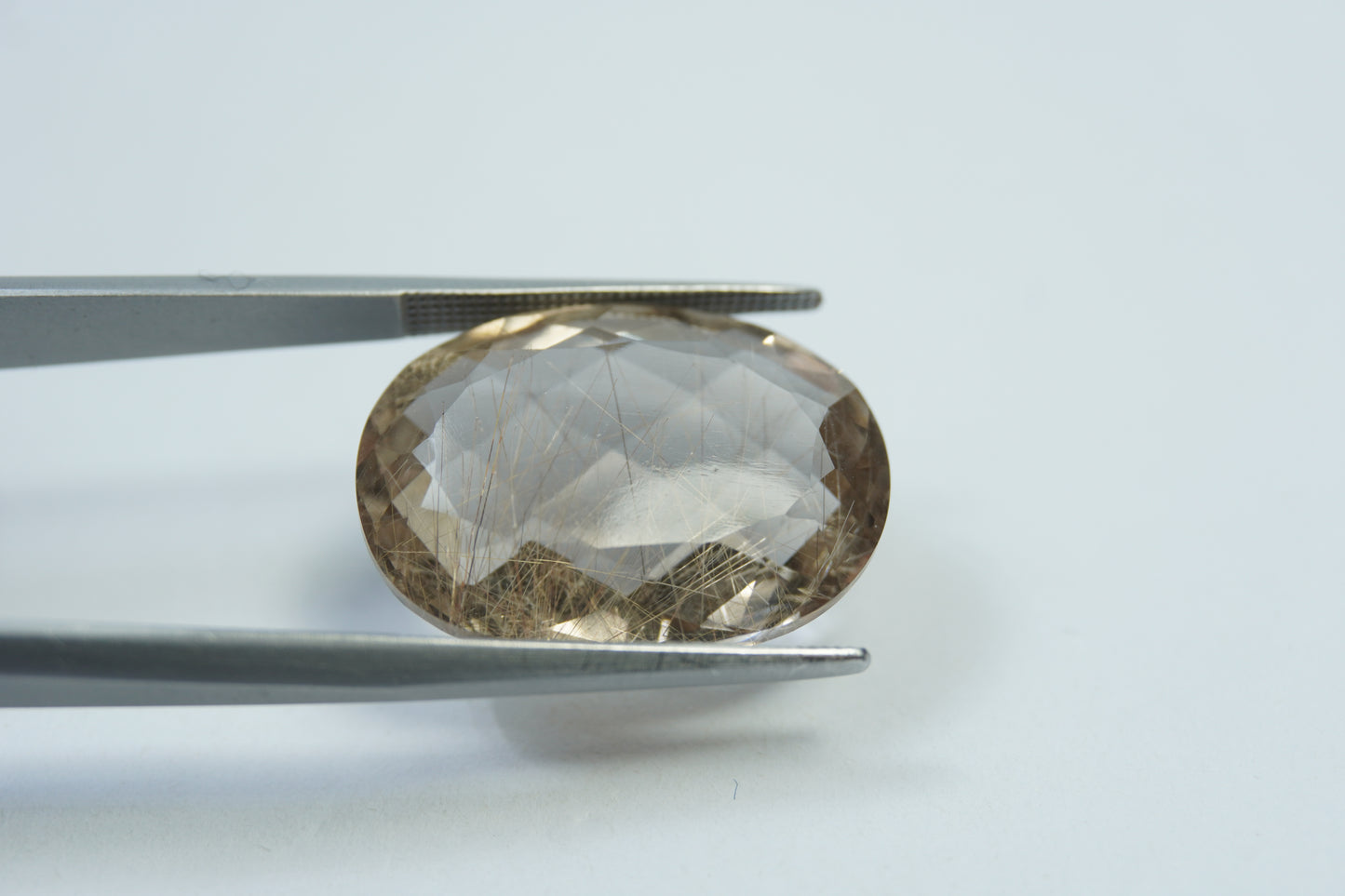 23.20ct Quartzo com inclusão 22x16mm