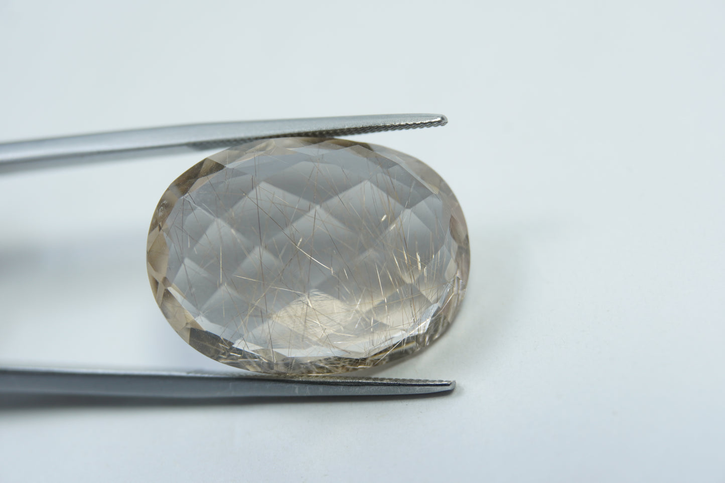 23.20ct Quartzo com inclusão 22x16mm