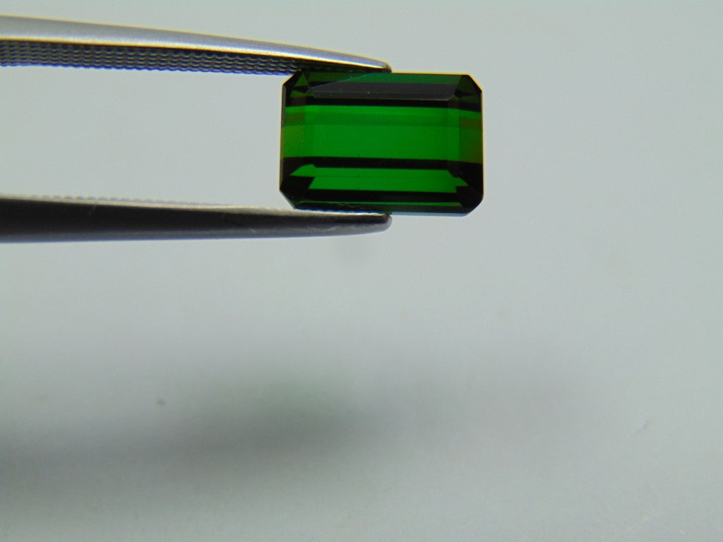 3.85ct Turmalina 9x7mm