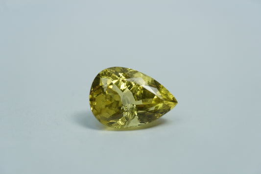 8.70ct Crisólita 15x10mm