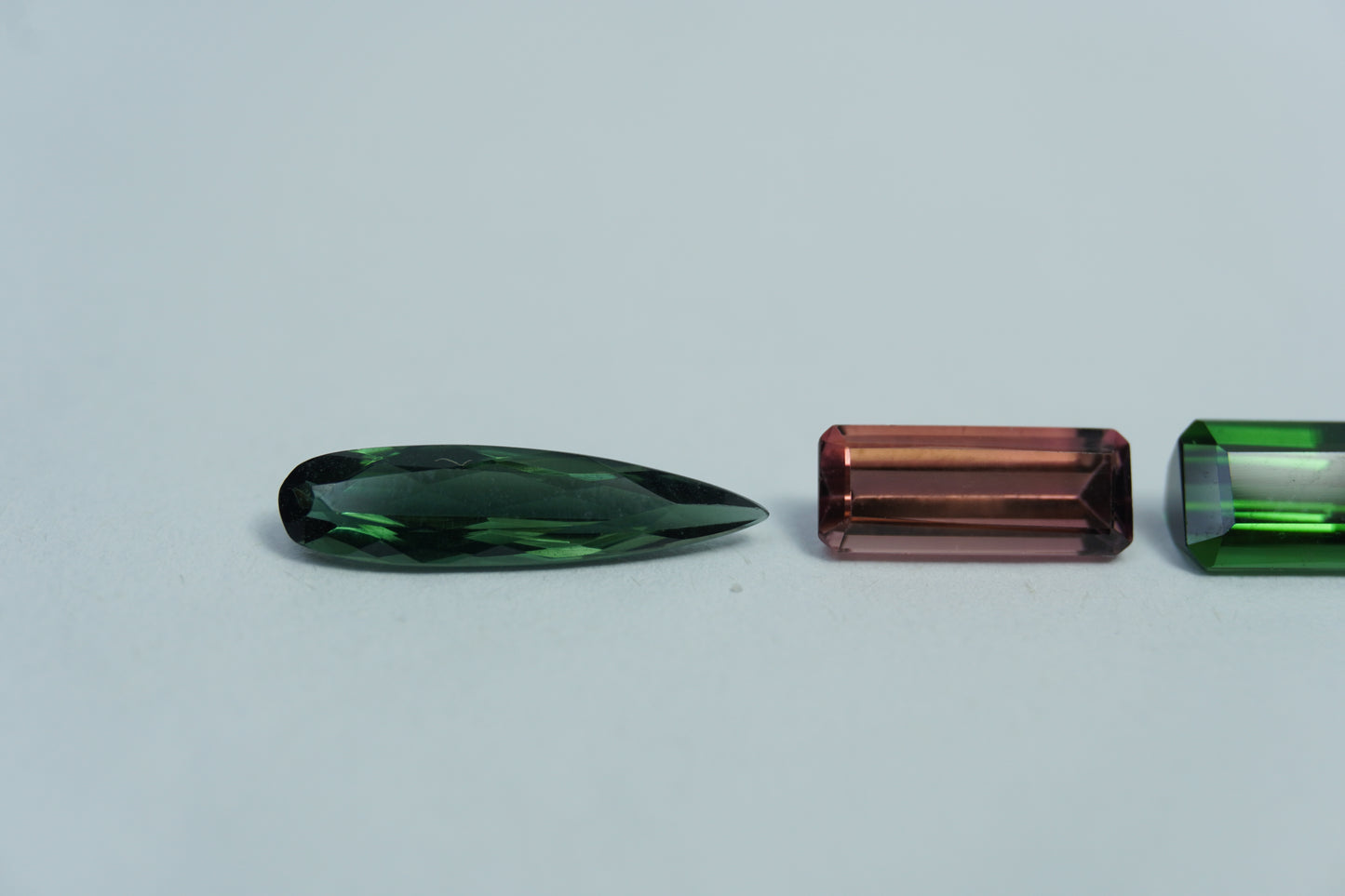 3.95ct Tourmaline mix 16x4mm / 10.5x4mm / 7x5mm