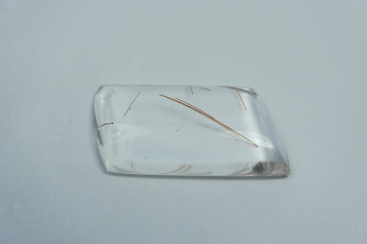 22.80ct Quartzo com inclusão 32x16mm