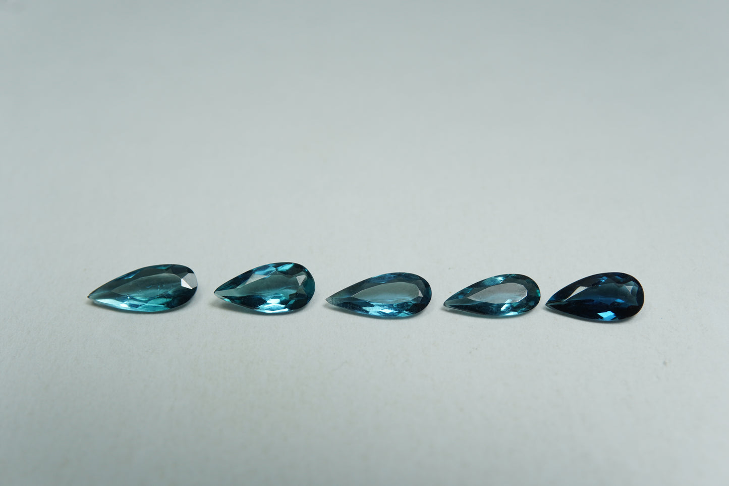 1.37ct Tourmalines blue 8x4mm / 7x3mm / 6.5x4mm