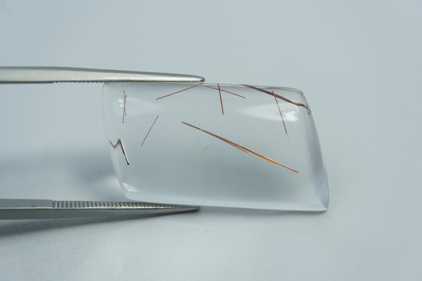 22.80ct Quartzo com inclusão 32x16mm