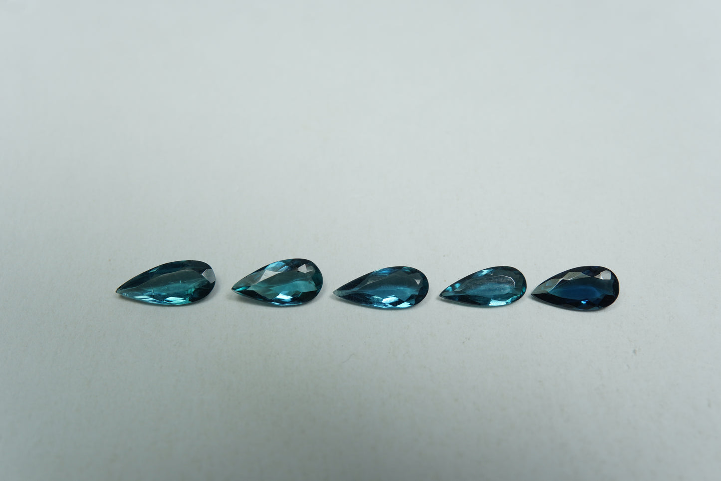 1.37ct Tourmalines blue 8x4mm / 7x3mm / 6.5x4mm