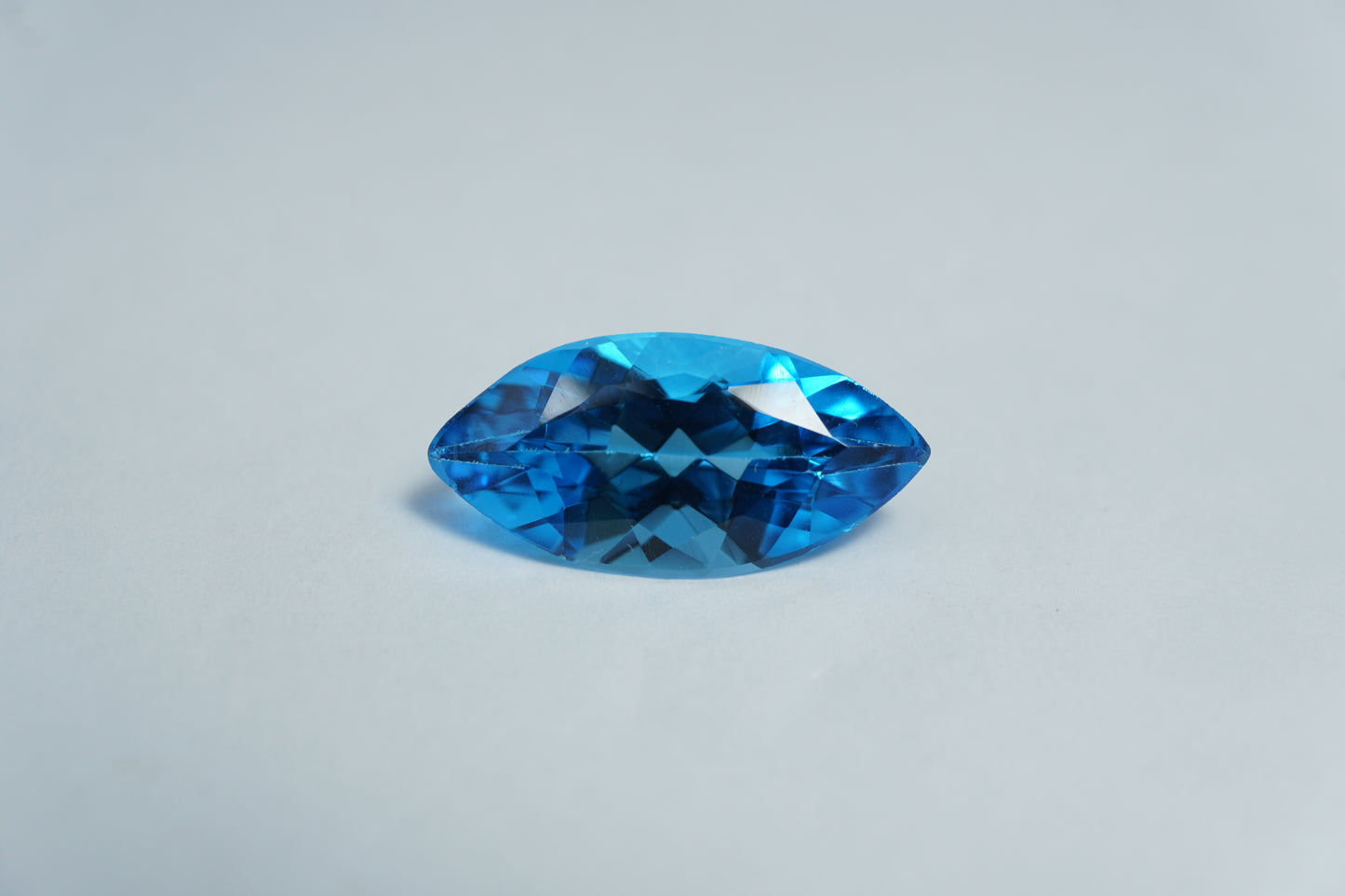 4.08ct Topázio 16x8mm